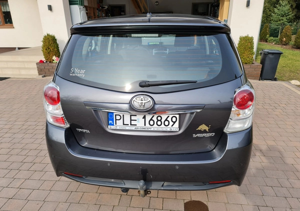Toyota Verso cena 33000 przebieg: 147000, rok produkcji 2013 z Osieczna małe 29
